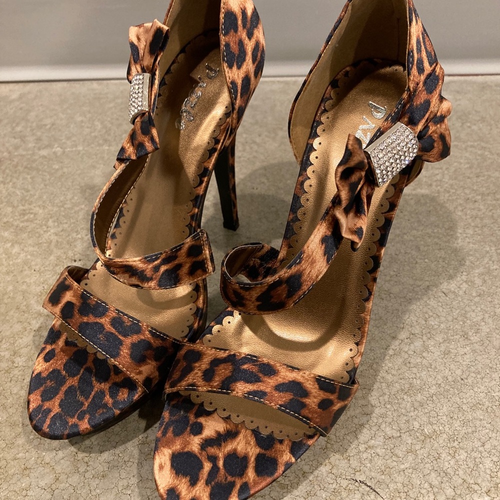 Pazzle animal print heels sandals